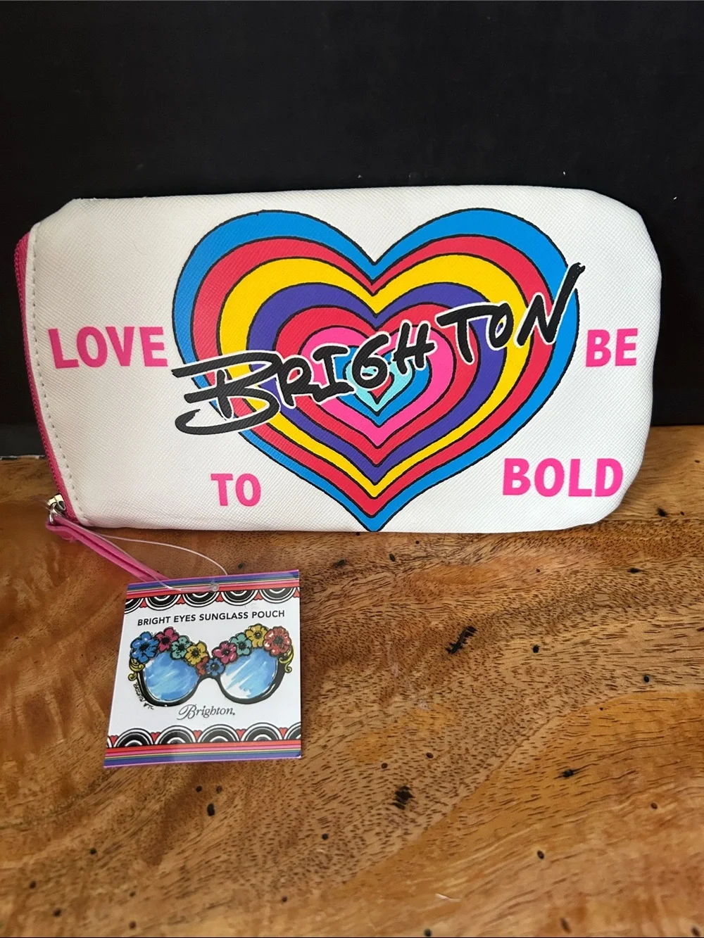NWT Brighton Love To Be Bold Zippered Sunglass Pouch in White with Pink Accents